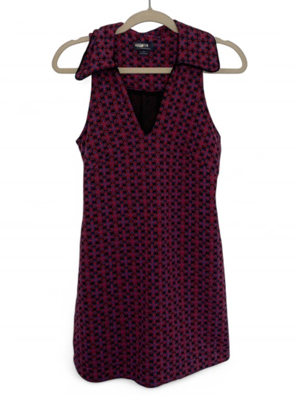 Maeve Sleeveless V-Neck Red Blue Floral Retro Patterned Sleeveless Mini Dress